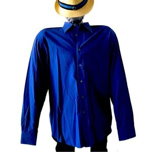 HUGO BOSS men’s royal blue Size 44 chest 17” Neck long sleeve dress shirt